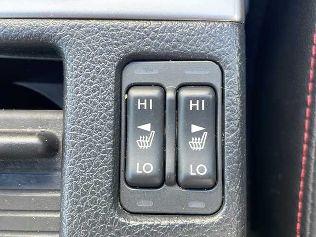 スバル ＷＲＸ Ｓ４ 2．0GT‐S アイサイト 山形県 2016(平28)年 7.7万km クリスタルホワイトP アイサイト/・プリクラッシュブレーキ（自動ブレーキ）/・アクティブレーンキープ/・ツーリングアシスト/・全車速追従機能付クルーズコントロール/・AT誤発進抑制制御/ＳＴｉフロントリップスポイラー/スバルリアビークルディテクション/メーカーオプションナビ/（フルセグDVD/BT/MSV/SD）/バック＆サイドカメラ/合皮シート/メモリ付き前席パワーシート/前席シートヒーター/パドルシフト/ドライブレコーダー/電動パーキングブレーキ/ブレーキホールド/ETC/LEDヘッドライト/フォグランプ/スマートキー/プッシュスタート