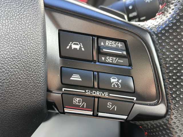 スバル ＷＲＸ Ｓ４ 2．0GT‐S アイサイト 山形県 2016(平28)年 7.7万km クリスタルホワイトP アイサイト/・プリクラッシュブレーキ（自動ブレーキ）/・アクティブレーンキープ/・ツーリングアシスト/・全車速追従機能付クルーズコントロール/・AT誤発進抑制制御/ＳＴｉフロントリップスポイラー/スバルリアビークルディテクション/メーカーオプションナビ/（フルセグDVD/BT/MSV/SD）/バック＆サイドカメラ/合皮シート/メモリ付き前席パワーシート/前席シートヒーター/パドルシフト/ドライブレコーダー/電動パーキングブレーキ/ブレーキホールド/ETC/LEDヘッドライト/フォグランプ/スマートキー/プッシュスタート