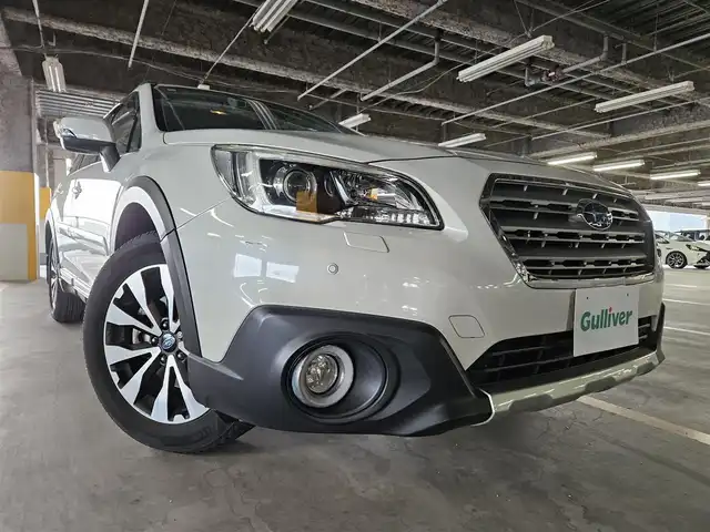 スバル アウトバック リミテッド 島根県 2016(平28)年 8万km クリスタルホワイトP 4WD/純正8型ナビ/フルセグTV/パワーバックドア/バックカメラ/ビルトインETC/全車速追従機能付クルーズコントロール/クリアランスソナー/アイサイトver3/・衝突被害軽減ブレーキ/・車線逸脱防止支援/・前後誤発進抑制/・ステレオカメラ/後側方警戒支援システム/ハイビームアシスト/LEDヘッドランプ/本革巻きステアリング/ステアリングヒーター/パドルシフト/ブラック革シート/全席シートヒーター/前席パワーシート/純正18インチアルミホイール/スマートキー/プッシュエンジンスタート/禁煙車