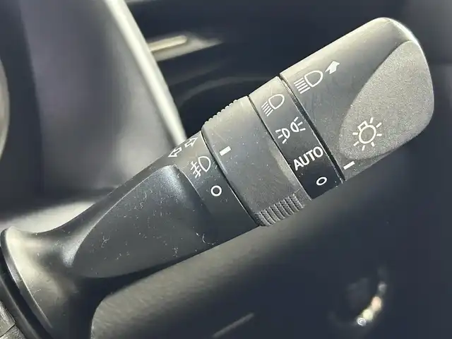 トヨタ アルファード S Cパッケージ 佐賀県 2021(令3)年 2.4万km ホワイトパールクリスタルシャイン 純正ナビナビ機能付き/（AM FM CD DVD USB BT )/JBLサウンド　/モデリスタエアロ　/モデリスタ20インチアルミ/フリップダウン　/サンルーフ　/全方位カメラ　/デジタルインナーミラー　/前後ドラレコ　/レーンキープ　/横滑り防止　/プリクラッシュセーフティー/パーキングアシスト　/クルコン　/両側パワスラ/パワーバックドア/レザーシート/シートヒーター/パワーシート/シートメモリー/ハンドルヒーター/純正フロアマット