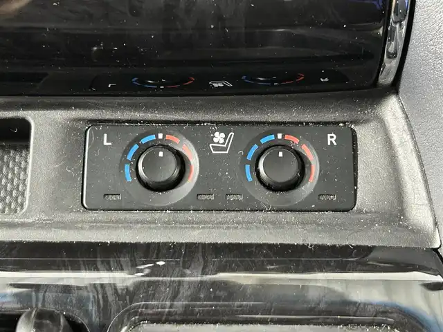 トヨタ アルファード S Cパッケージ 佐賀県 2021(令3)年 2.4万km ホワイトパールクリスタルシャイン 純正ナビナビ機能付き/（AM FM CD DVD USB BT )/JBLサウンド　/モデリスタエアロ　/モデリスタ20インチアルミ/フリップダウン　/サンルーフ　/全方位カメラ　/デジタルインナーミラー　/前後ドラレコ　/レーンキープ　/横滑り防止　/プリクラッシュセーフティー/パーキングアシスト　/クルコン　/両側パワスラ/パワーバックドア/レザーシート/シートヒーター/パワーシート/シートメモリー/ハンドルヒーター/純正フロアマット