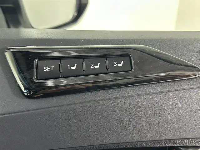 トヨタ アルファード S Cパッケージ 佐賀県 2021(令3)年 2.4万km ホワイトパールクリスタルシャイン 純正ナビナビ機能付き/（AM FM CD DVD USB BT )/JBLサウンド　/モデリスタエアロ　/モデリスタ20インチアルミ/フリップダウン　/サンルーフ　/全方位カメラ　/デジタルインナーミラー　/前後ドラレコ　/レーンキープ　/横滑り防止　/プリクラッシュセーフティー/パーキングアシスト　/クルコン　/両側パワスラ/パワーバックドア/レザーシート/シートヒーター/パワーシート/シートメモリー/ハンドルヒーター/純正フロアマット