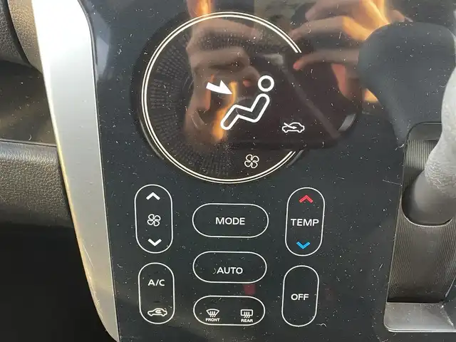 日産 デイズ ハイウェイスターG 滋賀県 2013(平25)年 7.6万km ホワイトパール 社外メモリナビ/(CD 地デジTV)/全方位カメラ/アイドリングストップ/プッシュスタート/スマートキー/電動格納ミラー/ウインカーミラー/ドアバイザー/ETC/革巻きステアリング/ステアリングリモコン/純正フロアマット/HIDオートライト/社外15インチアルミ