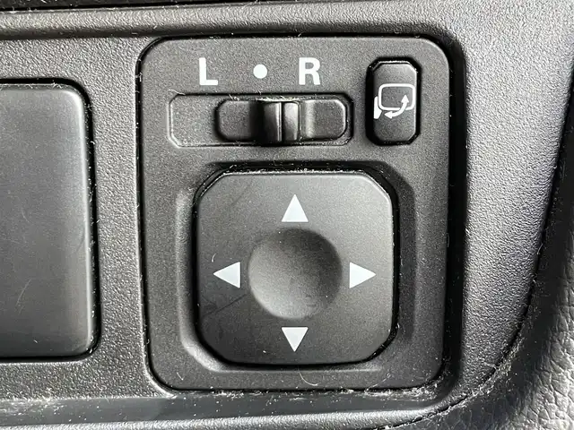 日産 デイズ ハイウェイスターG 滋賀県 2013(平25)年 7.6万km ホワイトパール 社外メモリナビ/(CD 地デジTV)/全方位カメラ/アイドリングストップ/プッシュスタート/スマートキー/電動格納ミラー/ウインカーミラー/ドアバイザー/ETC/革巻きステアリング/ステアリングリモコン/純正フロアマット/HIDオートライト/社外15インチアルミ