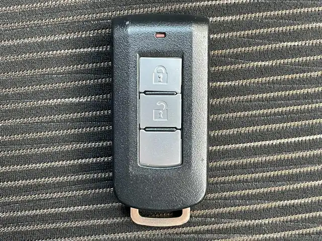 日産 デイズ ハイウェイスターG 滋賀県 2013(平25)年 7.6万km ホワイトパール 社外メモリナビ/(CD 地デジTV)/全方位カメラ/アイドリングストップ/プッシュスタート/スマートキー/電動格納ミラー/ウインカーミラー/ドアバイザー/ETC/革巻きステアリング/ステアリングリモコン/純正フロアマット/HIDオートライト/社外15インチアルミ