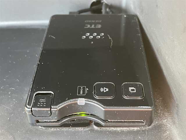 日産 デイズ ハイウェイスターG 滋賀県 2013(平25)年 7.6万km ホワイトパール 社外メモリナビ/(CD 地デジTV)/全方位カメラ/アイドリングストップ/プッシュスタート/スマートキー/電動格納ミラー/ウインカーミラー/ドアバイザー/ETC/革巻きステアリング/ステアリングリモコン/純正フロアマット/HIDオートライト/社外15インチアルミ