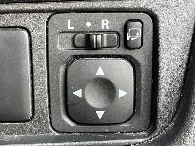 日産 デイズ ハイウェイスターG 滋賀県 2013(平25)年 7.6万km ホワイトパール 社外メモリナビ/(CD 地デジTV)/全方位カメラ/アイドリングストップ/プッシュスタート/スマートキー/電動格納ミラー/ウインカーミラー/ドアバイザー/ETC/革巻きステアリング/ステアリングリモコン/純正フロアマット/HIDオートライト/社外15インチアルミ