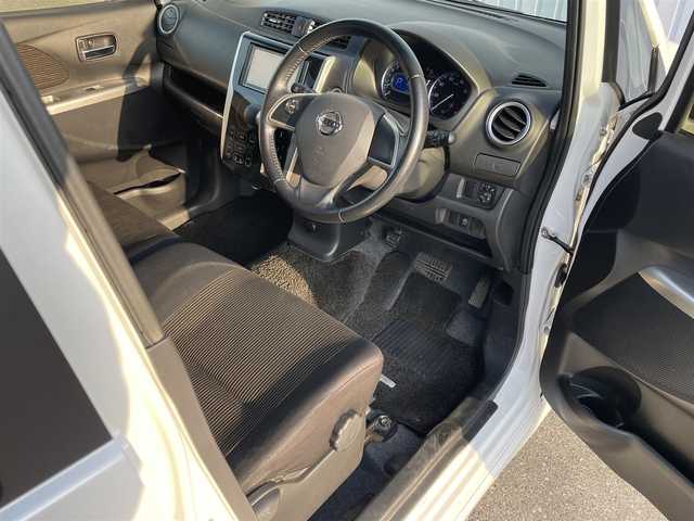 日産 デイズ ハイウェイスターG 滋賀県 2013(平25)年 7.6万km ホワイトパール 社外メモリナビ/(CD 地デジTV)/全方位カメラ/アイドリングストップ/プッシュスタート/スマートキー/電動格納ミラー/ウインカーミラー/ドアバイザー/ETC/革巻きステアリング/ステアリングリモコン/純正フロアマット/HIDオートライト/社外15インチアルミ