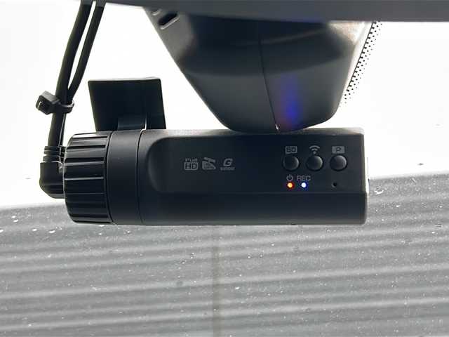 プジョー ３００８ GT ブルー HDi 佐賀県 2017(平29)年 8.1万km パール 全方位カメラ/ドライブレコーダー前後/ＥＴＣ/オートライト/オートマチックハイビーム/パーキングアシスト/電動リアゲート/プッシュスタートボタン/ブラインドスポットモニター/革巻きステアリング/パドルシフト/アンビエントライト/クリアランスソナー/ＳＰＯＲＴＭＯＤＥ/レーンキープアシスト/横滑り防止装置/Bluetooth/iPod/クルーズコントロール/パワーウィンドウ/パワーステアリング