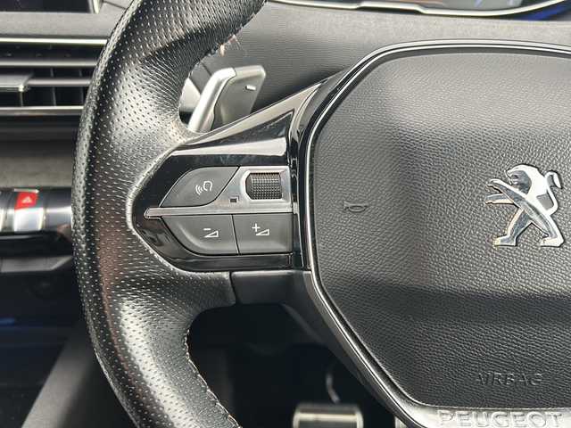 プジョー ３００８ GT ブルー HDi 佐賀県 2017(平29)年 8.1万km パール 全方位カメラ/ドライブレコーダー前後/ＥＴＣ/オートライト/オートマチックハイビーム/パーキングアシスト/電動リアゲート/プッシュスタートボタン/ブラインドスポットモニター/革巻きステアリング/パドルシフト/アンビエントライト/クリアランスソナー/ＳＰＯＲＴＭＯＤＥ/レーンキープアシスト/横滑り防止装置/Bluetooth/iPod/クルーズコントロール/パワーウィンドウ/パワーステアリング