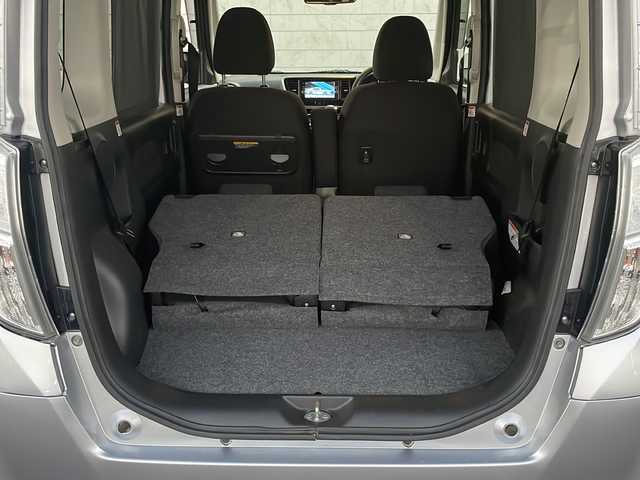 日産 デイズ ルークス ハイウェイスター Gターボ 茨城県 2017(平29)年 5万km クールシルバー 純正ナビ（MM316 D-W）/【フルセグTV/CD/DVD/Bluetooth】/アラウンドビューモニター/両側パワースライドドア/クルーズコントロール/エマージェンシーブレーキ/リヤサーキュレーター/ドライブレコーダー/ETC/純正15インチAW/オートライト/オートハイビーム/LEDヘッドライト/フォグランプ/純正フロアマット/純正ドアバイザー/プッシュスタート/スマートキー/シートバックテーブル/革巻きステアリング