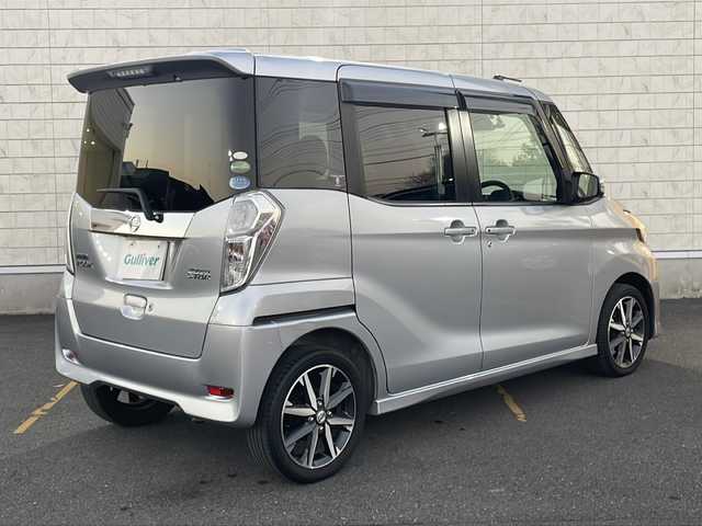日産 デイズ ルークス ハイウェイスター Gターボ 茨城県 2017(平29)年 5万km クールシルバー 純正ナビ（MM316 D-W）/【フルセグTV/CD/DVD/Bluetooth】/アラウンドビューモニター/両側パワースライドドア/クルーズコントロール/エマージェンシーブレーキ/リヤサーキュレーター/ドライブレコーダー/ETC/純正15インチAW/オートライト/オートハイビーム/LEDヘッドライト/フォグランプ/純正フロアマット/純正ドアバイザー/プッシュスタート/スマートキー/シートバックテーブル/革巻きステアリング
