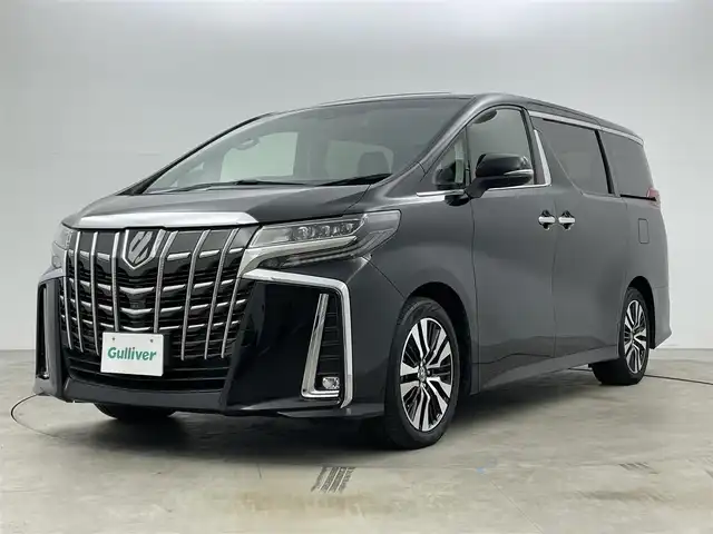 トヨタ アルファード S Cパッケージ 岡山県 2019(令1)年 6.2万km ブラック サンルーフ/JBLサウンド/フリップダウンモニター/純正ナビ/・FM/AM/Bluetooth/フルセグ/CD/DVD/HDMI/パノラマミックビューモニター/デジタルインナーミラー/合皮シート/・パワーシート/・ベンチレーション/・シートヒーター/ステアリングヒーター/パワーバックドア/ドライブレコーダー/ETC2.0/トヨタセーフティーセンス/・プリクラッシュセーフティ/・レーンディパーチャーアラート/・レーダークルーズコントロール/・オートマチックハイビーム/・コーナーセンサー/両側パワースライドドア/純正アルミ/フロアマット