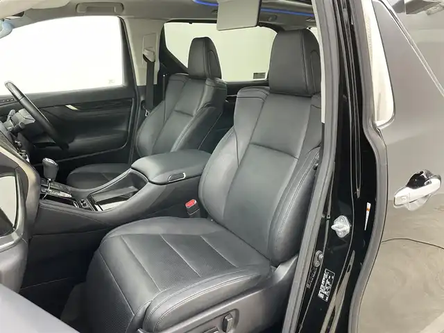 トヨタ アルファード S Cパッケージ 岡山県 2019(令1)年 6.2万km ブラック サンルーフ/JBLサウンド/フリップダウンモニター/純正ナビ/・FM/AM/Bluetooth/フルセグ/CD/DVD/HDMI/パノラマミックビューモニター/デジタルインナーミラー/合皮シート/・パワーシート/・ベンチレーション/・シートヒーター/ステアリングヒーター/パワーバックドア/ドライブレコーダー/ETC2.0/トヨタセーフティーセンス/・プリクラッシュセーフティ/・レーンディパーチャーアラート/・レーダークルーズコントロール/・オートマチックハイビーム/・コーナーセンサー/両側パワースライドドア/純正アルミ/フロアマット