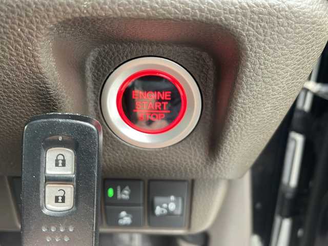 ホンダ Ｎ ＷＧＮ L ホンダセンシング 三重県 2020(令2)年 4.7万km クリスタルブラックパール ワンオーナー/純正ナビ/フルセグTV/バックカメラ/ビルトインETC/アダプティブクルーズコントロール/レーンキープアシスト/USB給電/プリクラッシュ/電子パーキングスイッチ/ブレーキホールド/後方クリアランスソナー/ECON/スペアキー