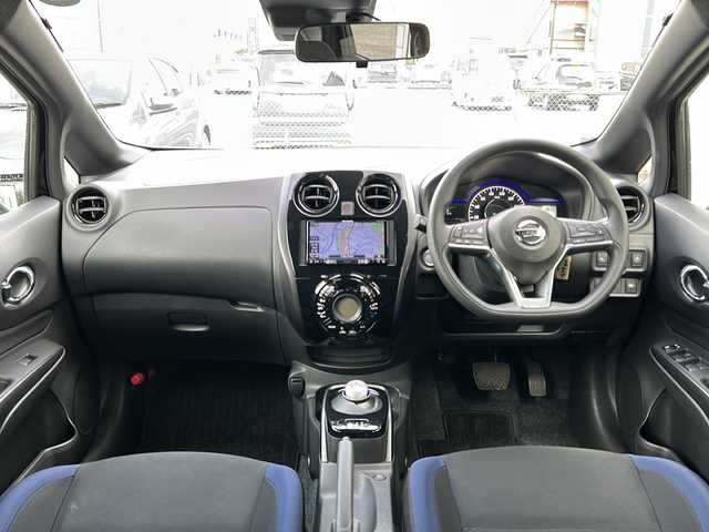 日産 ノート e－パワー X Bアロー 千葉県 2017(平29)年 7.6万km 黒 ワンオーナー/衝突軽減装置/レーンキープ/社外メモリーナビゲーション/【Bluetooth・フルセグTV・CD・DVD・SD】/LEDヘッドライト/・オートライト/・フォグランプ/エンジンプッシュスタート/・スマートキー/ステアリングリモコン/・レーダークルーズコントロール/ETC/純正フロアマット/横滑り防止装置/保証書/取扱説明書