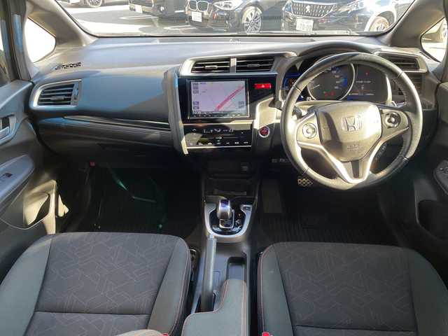 ホンダ フィット ハイブリット Sパッケージ 兵庫県 2017(平29)年 19.4万km クリスタルブラックパール ワンオーナー/純正8インチメモリーナビ/（CD/DVD/BT/フルセグTV）/バックカメラ/純正ドライブレコーダー/LEDヘッドライト/AUTOライト/横滑り防止機能/スマートキー/保証書/取扱説明書