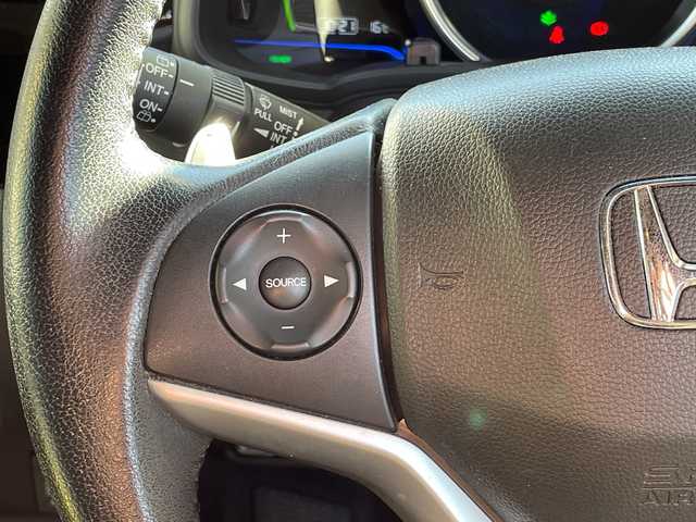 ホンダ フィット ハイブリット Sパッケージ 兵庫県 2017(平29)年 19.4万km クリスタルブラックパール ワンオーナー/純正8インチメモリーナビ/（CD/DVD/BT/フルセグTV）/バックカメラ/純正ドライブレコーダー/LEDヘッドライト/AUTOライト/横滑り防止機能/スマートキー/保証書/取扱説明書