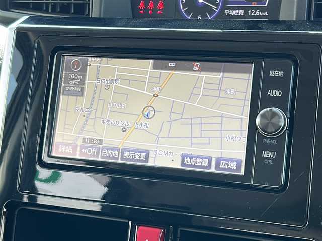 トヨタ タンク カスタムG－T 石川県 2017(平29)年 8.5万km パールホワイトⅢ 純正ナビ（NSZT-W66T）/　AM/FM/CD/DVD/Bluetooth/フルセグ）/バックカメラ/プリクラッシュセーフティ/クルーズコントロール/ビルトインETC2.0/前ドライブレコーダー（DRT-H66A)/両側パワースライドドア/LEDヘッドライト/革巻きステアリング/ステアリングスイッチ/オートライト/スマートキー/ナビ取扱説明書/車両取扱説明書