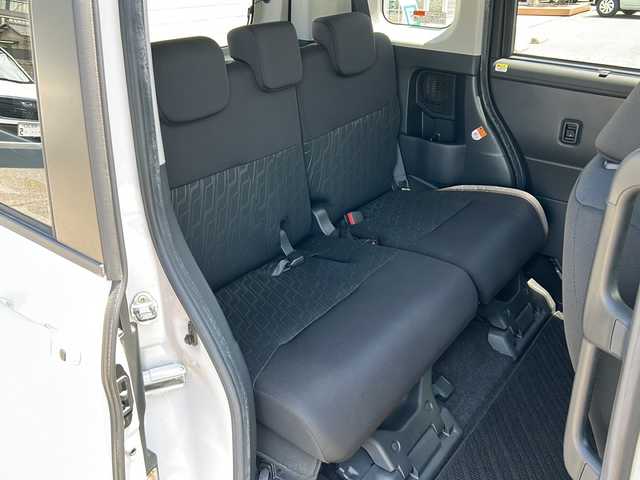 トヨタ タンク カスタムG－T 石川県 2017(平29)年 8.5万km パールホワイトⅢ 純正ナビ（NSZT-W66T）/　AM/FM/CD/DVD/Bluetooth/フルセグ）/バックカメラ/プリクラッシュセーフティ/クルーズコントロール/ビルトインETC2.0/前ドライブレコーダー（DRT-H66A)/両側パワースライドドア/LEDヘッドライト/革巻きステアリング/ステアリングスイッチ/オートライト/スマートキー/ナビ取扱説明書/車両取扱説明書