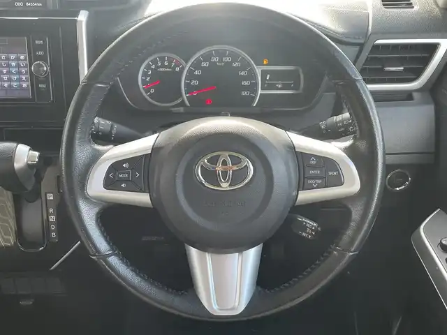 トヨタ タンク カスタムG－T 群馬県 2017(平29)年 8.5万km パールホワイトⅢ (株)IDOMが運営する【じしゃロン伊勢崎店】の自社ローン専用車両になりますこちらは現金またはオートローンご利用時の価格です。自社ローンご希望の方は別途その旨お申付け下さい/純正ナビ（NSZT-W66T）/　AM/FM/CD/DVD/Bluetooth/フルセグ）/バックカメラ/プリクラッシュセーフティ/クルーズコントロール/ビルトインETC2.0/前ドライブレコーダー（DRT-H66A)/両側パワースライドドア/LEDヘッドライト/革巻きステアリング/ステアリングスイッチ/オートライト/スマートキー