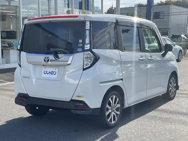 トヨタ タンク カスタムG－T 群馬県 2017(平29)年 8.5万km パールホワイトⅢ (株)IDOMが運営する【じしゃロン伊勢崎店】の自社ローン専用車両になりますこちらは現金またはオートローンご利用時の価格です。自社ローンご希望の方は別途その旨お申付け下さい/純正ナビ（NSZT-W66T）/　AM/FM/CD/DVD/Bluetooth/フルセグ）/バックカメラ/プリクラッシュセーフティ/クルーズコントロール/ビルトインETC2.0/前ドライブレコーダー（DRT-H66A)/両側パワースライドドア/LEDヘッドライト/革巻きステアリング/ステアリングスイッチ/オートライト/スマートキー