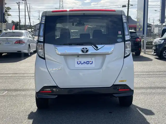 トヨタ タンク カスタムG－T 群馬県 2017(平29)年 8.5万km パールホワイトⅢ (株)IDOMが運営する【じしゃロン伊勢崎店】の自社ローン専用車両になりますこちらは現金またはオートローンご利用時の価格です。自社ローンご希望の方は別途その旨お申付け下さい/純正ナビ（NSZT-W66T）/　AM/FM/CD/DVD/Bluetooth/フルセグ）/バックカメラ/プリクラッシュセーフティ/クルーズコントロール/ビルトインETC2.0/前ドライブレコーダー（DRT-H66A)/両側パワースライドドア/LEDヘッドライト/革巻きステアリング/ステアリングスイッチ/オートライト/スマートキー