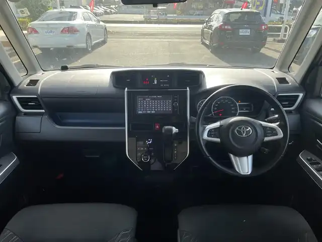 トヨタ タンク カスタムG－T 群馬県 2017(平29)年 8.5万km パールホワイトⅢ (株)IDOMが運営する【じしゃロン伊勢崎店】の自社ローン専用車両になりますこちらは現金またはオートローンご利用時の価格です。自社ローンご希望の方は別途その旨お申付け下さい/純正ナビ（NSZT-W66T）/　AM/FM/CD/DVD/Bluetooth/フルセグ）/バックカメラ/プリクラッシュセーフティ/クルーズコントロール/ビルトインETC2.0/前ドライブレコーダー（DRT-H66A)/両側パワースライドドア/LEDヘッドライト/革巻きステアリング/ステアリングスイッチ/オートライト/スマートキー