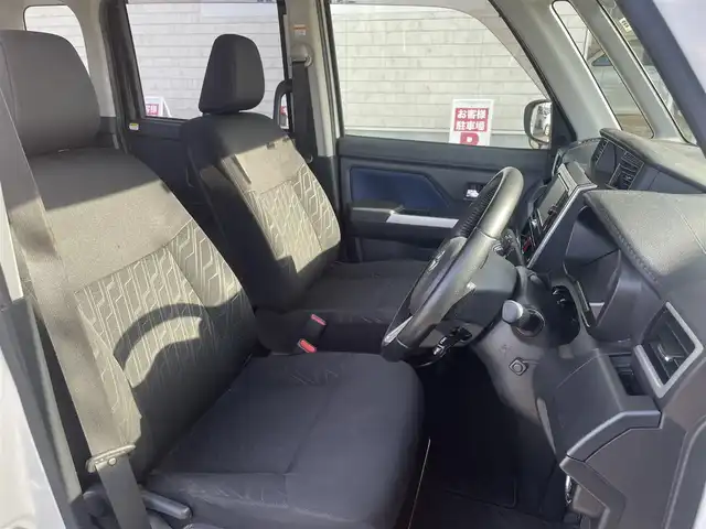 トヨタ タンク カスタムG－T 群馬県 2017(平29)年 8.5万km パールホワイトⅢ (株)IDOMが運営する【じしゃロン伊勢崎店】の自社ローン専用車両になりますこちらは現金またはオートローンご利用時の価格です。自社ローンご希望の方は別途その旨お申付け下さい/純正ナビ（NSZT-W66T）/　AM/FM/CD/DVD/Bluetooth/フルセグ）/バックカメラ/プリクラッシュセーフティ/クルーズコントロール/ビルトインETC2.0/前ドライブレコーダー（DRT-H66A)/両側パワースライドドア/LEDヘッドライト/革巻きステアリング/ステアリングスイッチ/オートライト/スマートキー