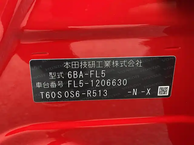 ホンダ シビック タイプR 茨城県 2025(令7)年 0.1万km フレームレッド /2025年2月登録//専用デュアルアクシスストラットサスペンション//アダプティブダンパー//レブマッチシステム//専用フロントグリル/エアロダイナミクスカラードバンパー//グロスブラックFスポイラー/サイドシルガーニッシュ//リアディフューザー//Fフェンダーアウトレット//専用リアスポイラー＋アルミダイキャストステー//3本出しマフラー//Brembo大径ベンチレーテッド2ピースディスクブレーキ//Bremboアルミ対向4ポットキャリパー//19インチリバースリムAW//ミシュラン パイロットスポーツ4S//ヘリカルLSD//ドライブモードスイッチ//INDIVIDUAL/SPORT/COMFORT//＋Rモードスイッチ//9インチHonda コネクトディスプレーナビ//フルセグ/USB/BT/CarPlay//Honda LogR//専用10.2インチデジタルグラフィックメーター//レブインジケーター//Bカメラ//ビルトインETC2.0//レッドラックススェードシート//専用アルカンターラステアリング//ステンレス製スポーツペダル/アルミ製シフトノブ//Honda SENSING//CMBS/ACC/LKAS/BSM/AHB/先行車発進お知らせ//路外逸脱抑制システム/標識認識機能//フルLEDヘッドライト//取扱説明書/保証書