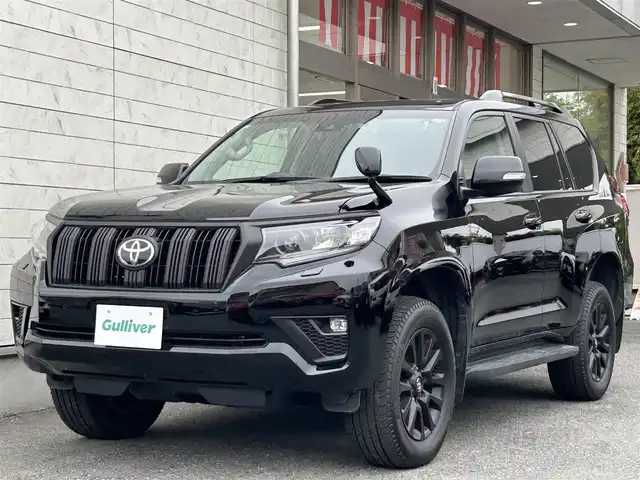 トヨタ ランドクルーザー プラド TX Lパッケージ マットブラED 埼玉県 2023(令5)年 1.7万km ブラック ワンオーナー/OPサンルーフ/ルーフレール/7人乗り/黒レザーシート/パワーシート/シートヒーター/エアシート/純正SDナビ(NMZW-Y73D)/フルセグTV/Bluetooth/AM/FM/CD/DVD/HDMI/ヘッドライトウォッシャー/オートマチックハイビーム/レーンキープアシスト/衝突軽減/2ndSTART/追従クルーズコントロール/バックカメラ/保証書/記録簿/取扱説明書/ETC