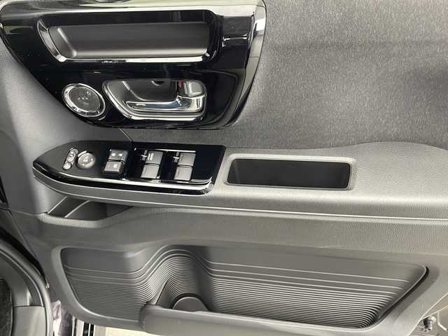 ホンダ Ｎ ＢＯＸ カスタム L 宮崎県 2021(令3)年 2.1万km プレミアムベルベットパープル・パール 禁煙車/ホンダセンシング/純正ナビ/（Gathers/VXM-215Ci/CD/Bluetooth）/純正バックカメラ/純正LEDオートライト/純正LEDフォグ/純正14インチアルミ/純正エアロ/純正ルーフエンドスポイラー/純正フロアマット/左側電動スライドドア/アダプティブクルーズコントロール/レーンディパーチャーアラート/クリアランスソナー/ウインカードアミラー/リアプライバシーガラス/前席シートヒーター/オートエアコン（プラズマクラスター）/ETC/スマートキー/プッシュエンジンスタート/スペアキー/新車時保証書/取扱い説明書
