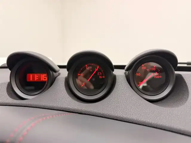 日産 フェアレディ Ｚ ニスモ 兵庫県 2018(平30)年 2.9万km ブリリアントホワイトパール 純正HDDナビ/フルセグ CD DVD BT MSV AUX/純正RECAROシート/ハーフレザーシート/BOSEサウンド/バックカメラ/ドライブレコーダー/ビルトインETC/パドルシフト/HIDヘッドライト/オートライト/オーリンズ車高調/ニスモマフラー/ニスモコンピューター/純正19インチアルミホイール/スマートキー/スペアキー/取扱い説明書/新車時保証書