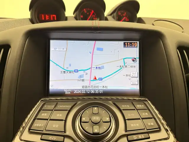 日産 フェアレディ Ｚ ニスモ 兵庫県 2018(平30)年 2.9万km ブリリアントホワイトパール 純正HDDナビ/フルセグ CD DVD BT MSV AUX/純正RECAROシート/ハーフレザーシート/BOSEサウンド/バックカメラ/ドライブレコーダー/ビルトインETC/パドルシフト/HIDヘッドライト/オートライト/オーリンズ車高調/ニスモマフラー/ニスモコンピューター/純正19インチアルミホイール/スマートキー/スペアキー/取扱い説明書/新車時保証書