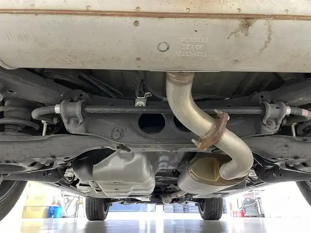 レクサス ＲＸ 300 Fスポーツ 滋賀県 2020(令2)年 7.2万km ブラック 禁煙車/ムーンルーフ/純正12.3型ナビ/（CD/DVD/Blu-ray/SD/BT/フルセグTV/AUX/USB/FM/AM）/Lexus Safety System+/・プリクラッシュセーフティ（PCS）/・交差点衝突回避支援/・緊急時操舵支援/・低速時加速抑制/・レーンキーピングアシスト（LKA）/・レーダークルーズコントロール（全車速追従機能付き）/・オートマチックハイビーム/・パーキングサポートブレーキ（PKSB）/・ブラインドスポットモニター（BSM）/・パノラミックビューモニター/ビルトインETC2.0/ドライブレコーダー/前席シートベンチレーション/全席シートヒーター/前席パワーシート（メモリー機能付）/ヘッドアップディスプレイ/パワーバックドア/パドルシフト/デュアルエアコン/充電用USBポート/オートブレーキホールド/電動パーキングブレーキ/純正ドアバイザー/純正フロアマット/純正20インチAW