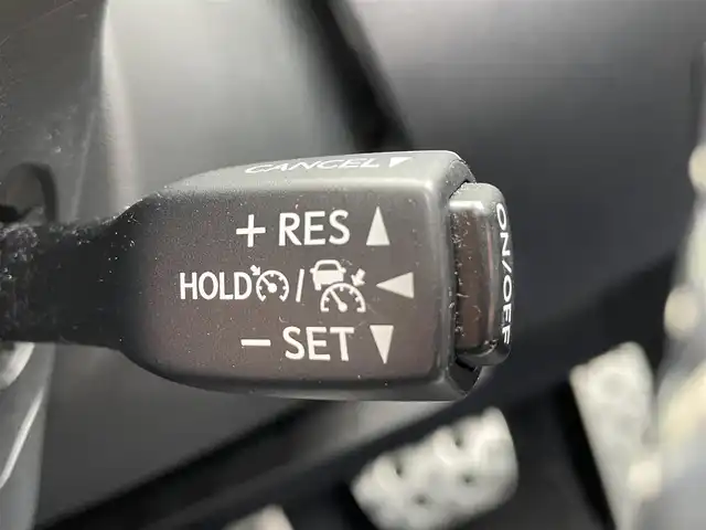 レクサス ＲＸ 300 Fスポーツ 滋賀県 2020(令2)年 7.2万km ブラック 禁煙車/ムーンルーフ/純正12.3型ナビ/（CD/DVD/Blu-ray/SD/BT/フルセグTV/AUX/USB/FM/AM）/Lexus Safety System+/・プリクラッシュセーフティ（PCS）/・交差点衝突回避支援/・緊急時操舵支援/・低速時加速抑制/・レーンキーピングアシスト（LKA）/・レーダークルーズコントロール（全車速追従機能付き）/・オートマチックハイビーム/・パーキングサポートブレーキ（PKSB）/・ブラインドスポットモニター（BSM）/・パノラミックビューモニター/ビルトインETC2.0/ドライブレコーダー/前席シートベンチレーション/全席シートヒーター/前席パワーシート（メモリー機能付）/ヘッドアップディスプレイ/パワーバックドア/パドルシフト/デュアルエアコン/充電用USBポート/オートブレーキホールド/電動パーキングブレーキ/純正ドアバイザー/純正フロアマット/純正20インチAW