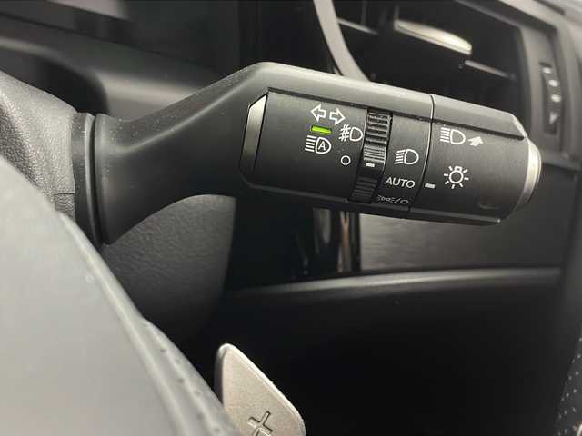 レクサス ＥＳ 300h Fスポーツ 岐阜県 2022(令4)年 3.2万km グラファイトブラックガラスフレーク “F SPORT”オレンジブレーキキャリパー/純正12.3インチディスプレイオーディオ＋/・AM/FM/・CD/USB/AUX/・Bluetooth/サンルーフ/レーダークルーズコントロール/レザーシート/・パワーシート(D席/N席)/・シートヒーター(D席/N席)/・エアシート(D席/N席)/BSM/コーナーセンサー/ビルトインETC2.0/革巻きステアリング/・ステアリングヒーター/・ステアリングリモコン/・パドルシフト/LEDヘッドライト/・オートライト/・オートマチックハイビーム/純正フロアマット/純正19インチアルミホイール/サンシェード
