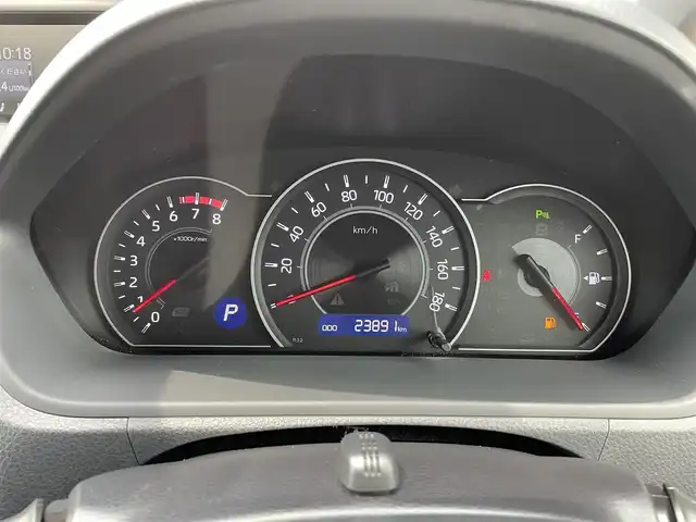 トヨタ ヴォクシー ZS 煌Ⅲ 千葉県 2021(令3)年 2.4万km ブラック 純正9インチナビ/(フルセグTV/BT/CD/DVD/FM/AM)/バックカメラ/衝突被害軽減システム/車線逸脱警報/クルーズコントロール/ハーフレザーシート/両側パワースライドドア/横滑り防止装置/ビルトインETC/アイドリングストップ/LEDヘッドライト/フォグランプ/オートライト/ウィンカーミラー/電動格納ミラー/純正16インチAW/シートリフター/プッシュスタート/スマートキー/フロアマット/ドアバイザー/保証書/取扱説明書
