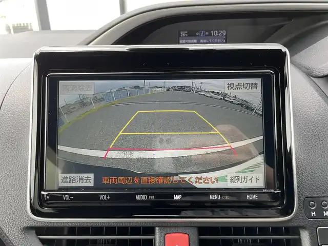 トヨタ ヴォクシー ZS 煌Ⅲ 千葉県 2021(令3)年 2.4万km ブラック 純正9インチナビ/(フルセグTV/BT/CD/DVD/FM/AM)/バックカメラ/衝突被害軽減システム/車線逸脱警報/クルーズコントロール/ハーフレザーシート/両側パワースライドドア/横滑り防止装置/ビルトインETC/アイドリングストップ/LEDヘッドライト/フォグランプ/オートライト/ウィンカーミラー/電動格納ミラー/純正16インチAW/シートリフター/プッシュスタート/スマートキー/フロアマット/ドアバイザー/保証書/取扱説明書