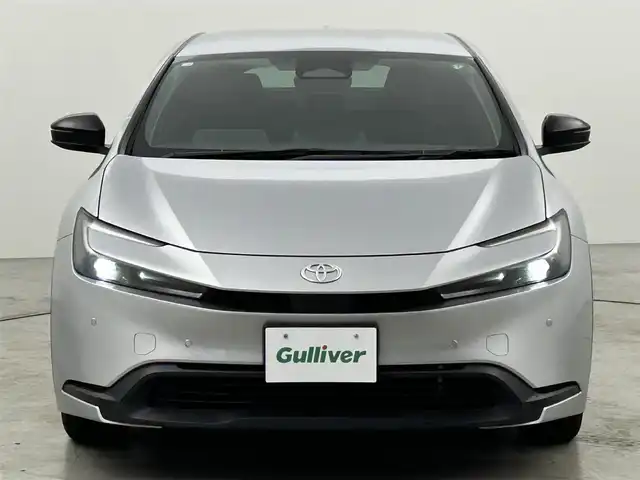 トヨタ プリウス X 福岡県 2023(令5)年 5万km シルバーメタリック 社外ナビ（ＢＴ）　/バックカメラ　/ＥＴＣ　/レーダークルーズコントロール　/コーナーセンサー　/トヨタセーフティセンス　/衝突被害軽減ブレーキ　/レーンキープ　/ＢＳＭ　/アクセル踏み間違い防止　/ＬＥＤヘッドライト