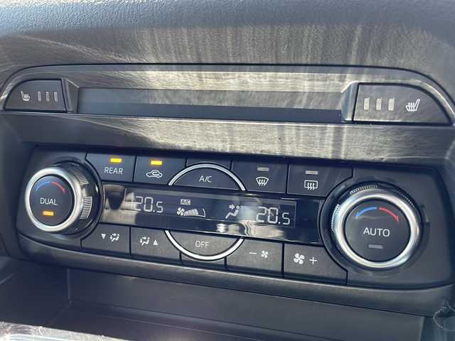 マツダ ＣＸ－８ XD Lパッケージ 大阪府 2018(平30)年 5.1万km マシーングレープレミアムM ７人乗り　茶革シート　純正ナビ　ＣＤ　ＤＶＤ　ＢＴ　フルセグＴＶ　全方位カメラ　フリップダウンモニター　ＢＳＭ　ＨＵＤ　レーダークルコン　パワーバックドア　前席／２列目シートヒーター　ドラレコ　ＥＴＣ 電動パーキング　パワーシート  スマートキー  レーンキープ  オートハイビーム  オートライト　ルーフレール