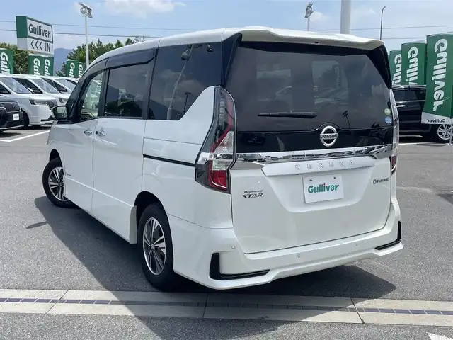 日産 セレナ e－パワー ハイウェイスター V 奈良県 2020(令2)年 6万km ブリリアントホワイトパール 両側パワースライドドア/純正ナビ(フルセグTV/CD/DVD/AM・FM/BT/HDMI)/純正フリップダウンモニター/アラウンドビューモニター/ETC/前方ドラレコ/インテリジェントエマージェンシーブレーキ/踏み間違い防止アシスト/車線逸脱警報/標識認識機能/LEDヘッドライト/純正15インチアルミホイール/純正フロアマット