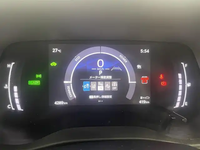 トヨタ シエンタ ハイブリッド Z 大阪府 2024(令6)年 0.5万km アーバンカーキ トヨタチームメイト　アドバンスドパーク　純正１０．５ｉｎｃＤオーディオＴＶ　３６０カメラ　後席モニター　シート＆ハンドルヒーター　衝突軽減　レーダーＣ　クリアランスソナー　ＢＳＭ　１００Ｖ電源