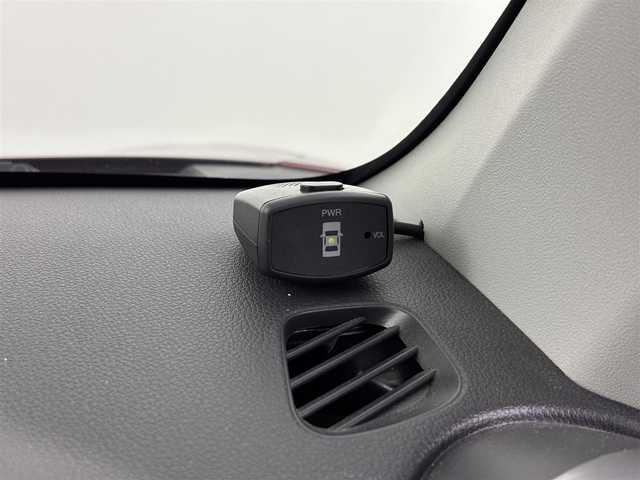 ダイハツ ブーン シルク Gパッケージ SAⅡ 千葉県 2017(平29)年 3.1万km ファイアークォーツレッドM 純正SDナビ【NSZN-W67D】/フルセグTV/DVD/CD/Bluetooth/バックカメラ　/ETC/衝突軽減ブレーキ/社外フロアマット　/純正アルミホイール１４インチ　/ＬＥＤヘッドライト　/エンジンプッシュスタート　/スマートキー　/アイドリングストップ/前方ドライブレコーダー/スペアキー/保証書/取扱説明書