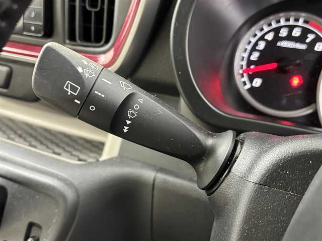 ダイハツ ブーン シルク Gパッケージ SAⅡ 千葉県 2017(平29)年 3.1万km ファイアークォーツレッドM 純正SDナビ【NSZN-W67D】/フルセグTV/DVD/CD/Bluetooth/バックカメラ　/ETC/衝突軽減ブレーキ/社外フロアマット　/純正アルミホイール１４インチ　/ＬＥＤヘッドライト　/エンジンプッシュスタート　/スマートキー　/アイドリングストップ/前方ドライブレコーダー/スペアキー/保証書/取扱説明書