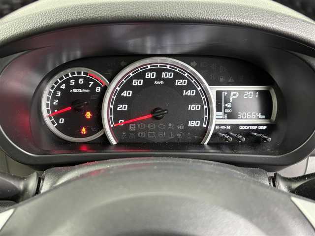 ダイハツ ブーン シルク Gパッケージ SAⅡ 千葉県 2017(平29)年 3.1万km ファイアークォーツレッドM 純正SDナビ【NSZN-W67D】/フルセグTV/DVD/CD/Bluetooth/バックカメラ　/ETC/衝突軽減ブレーキ/社外フロアマット　/純正アルミホイール１４インチ　/ＬＥＤヘッドライト　/エンジンプッシュスタート　/スマートキー　/アイドリングストップ/前方ドライブレコーダー/スペアキー/保証書/取扱説明書