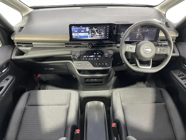 日産 セレナ e－パワー ハイウェイスター V 大阪府 2025(令7)年 0.1千km プリズムホワイト 登録済未使用車　ＰｒｏＰＩＬＯＴ　純正ナビＴＶ　３６０カメラ　デジタルインナーミラー　ハンドルヒーター　両側パワースライドドア　衝突軽減　レーダーＣ　クリアランスソナー　ＢＳＭ　置くだけ充電　ドラレコ