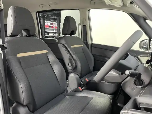 日産 セレナ e－パワー ハイウェイスター V 大阪府 2025(令7)年 0.1千km プリズムホワイト 登録済未使用車　ＰｒｏＰＩＬＯＴ　純正ナビＴＶ　３６０カメラ　デジタルインナーミラー　ハンドルヒーター　両側パワースライドドア　衝突軽減　レーダーＣ　クリアランスソナー　ＢＳＭ　置くだけ充電　ドラレコ