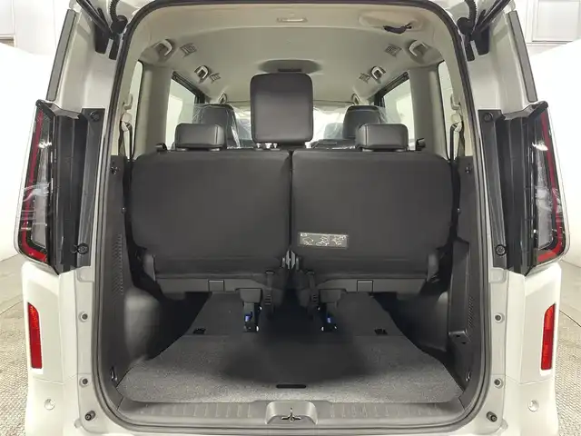 日産 セレナ e－パワー ハイウェイスター V 大阪府 2025(令7)年 0.1千km プリズムホワイト 登録済未使用車　ＰｒｏＰＩＬＯＴ　純正ナビＴＶ　３６０カメラ　デジタルインナーミラー　ハンドルヒーター　両側パワースライドドア　衝突軽減　レーダーＣ　クリアランスソナー　ＢＳＭ　置くだけ充電　ドラレコ