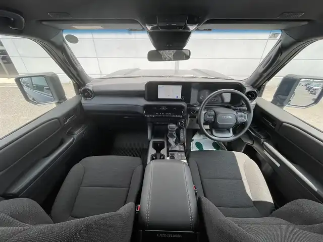 トヨタ ランドクルーザー ２５０ GX 千葉県 2024(令6)年 0.7万km ブラック ワンオーナー/衝突軽減ブレーキ/全方位カメラ/純正８インチディスプレイオーディオ/フルセグＴＶ/ＥＴＣ２．０/レーダークルーズコントロール/ＬＥＤヘッドライト/オートライト/オートハイビーム